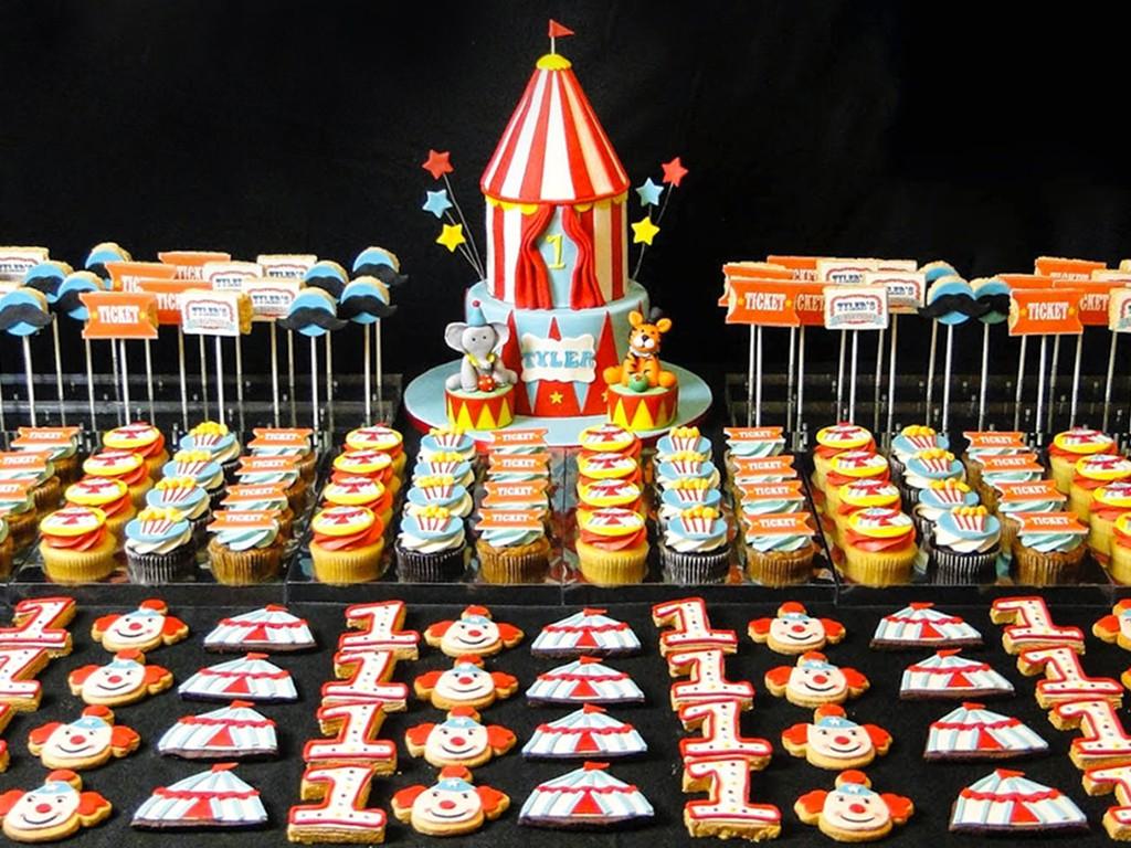 Circus Dessert Table