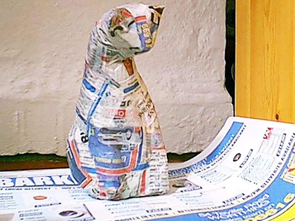 papier mache cat Green Queen