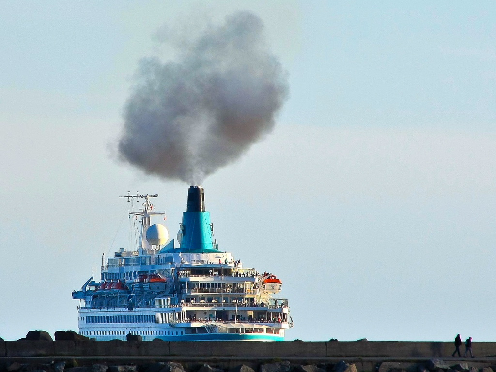 cruise ship impact on tourism
