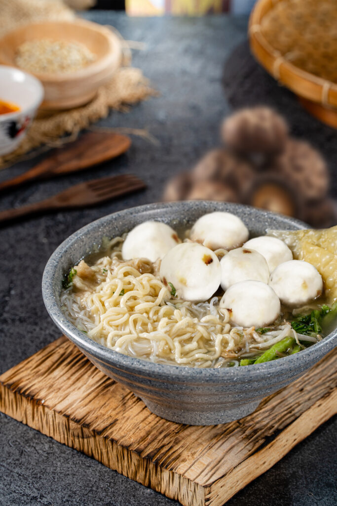mushroom noodle bowl