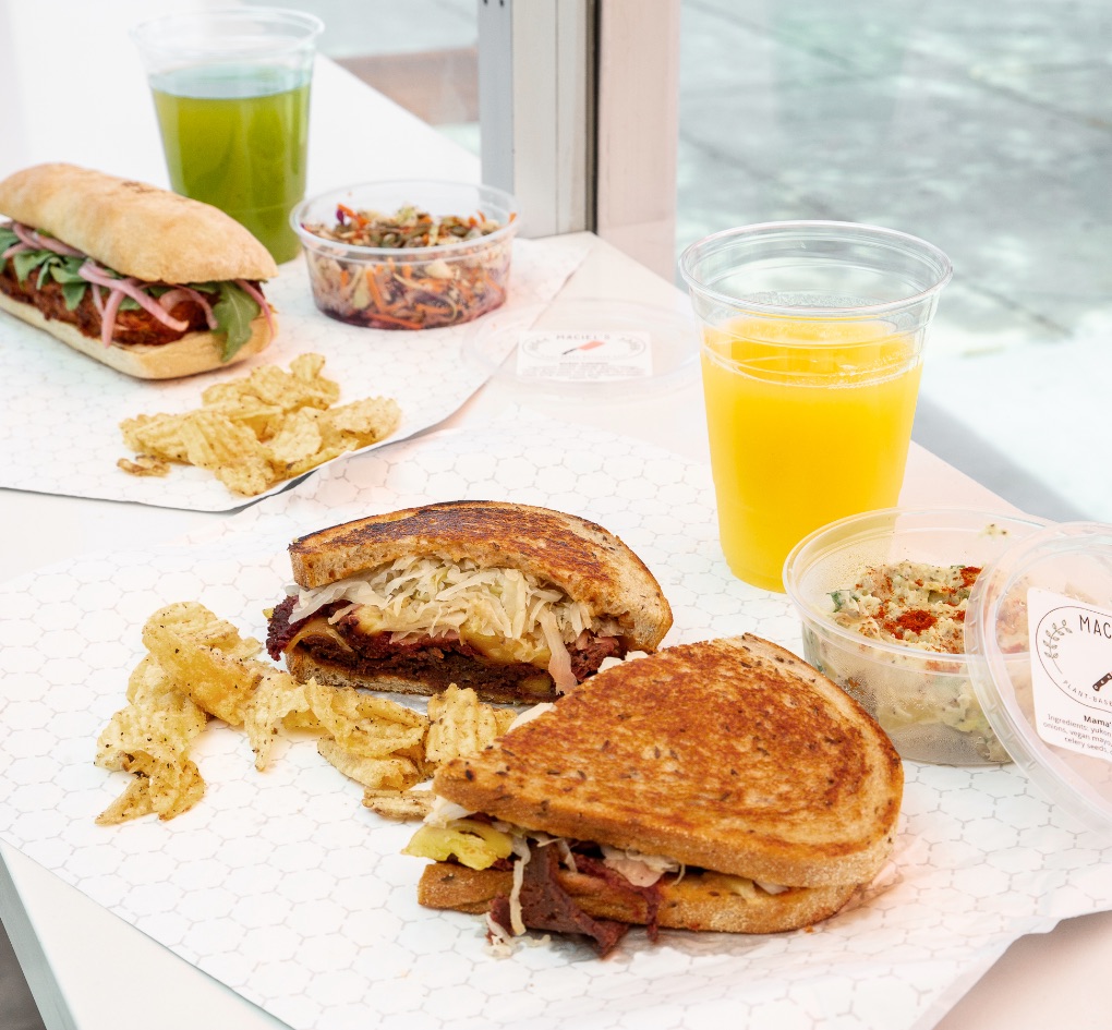 Future Food Quick Bites: Clean Protein Shakes, Fitgreenmind & MeatOut Day